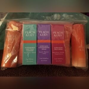 Peach & Lily Set-Cleanser/Serum/Cream/Retinol Serum/Face Polish/2 Spa Wristbands